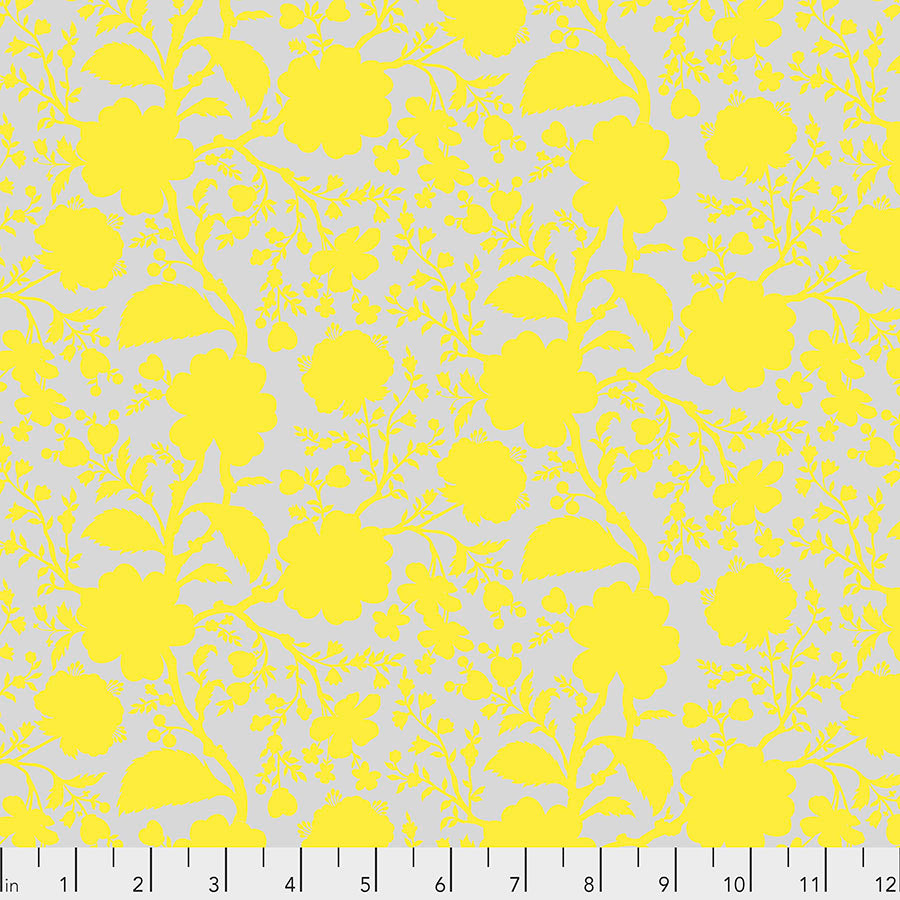 True Colors Wildflower Daisy PWTP149 by Tula Pink.Priced per 25cm