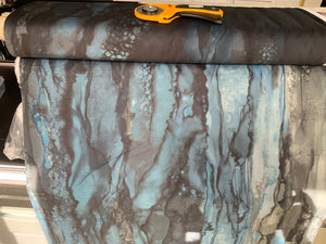 **Northcott Studio B24345-96 Bliss Ombre Ensemble GLACIER WIDEBACK 108" / 270 cms. Priced per 50 Cm.