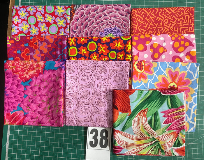 Kaffe Fassett Collective Collection Fat Quarter Bundle - 10 Metric Fat Quarters 38