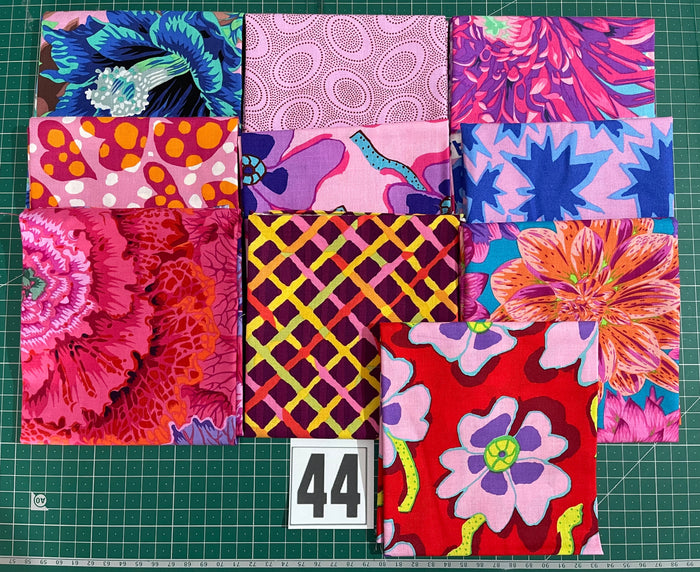Kaffe Fassett Collective Collection Fat Quarter Bundle - 10 Metric Fat Quarters 44