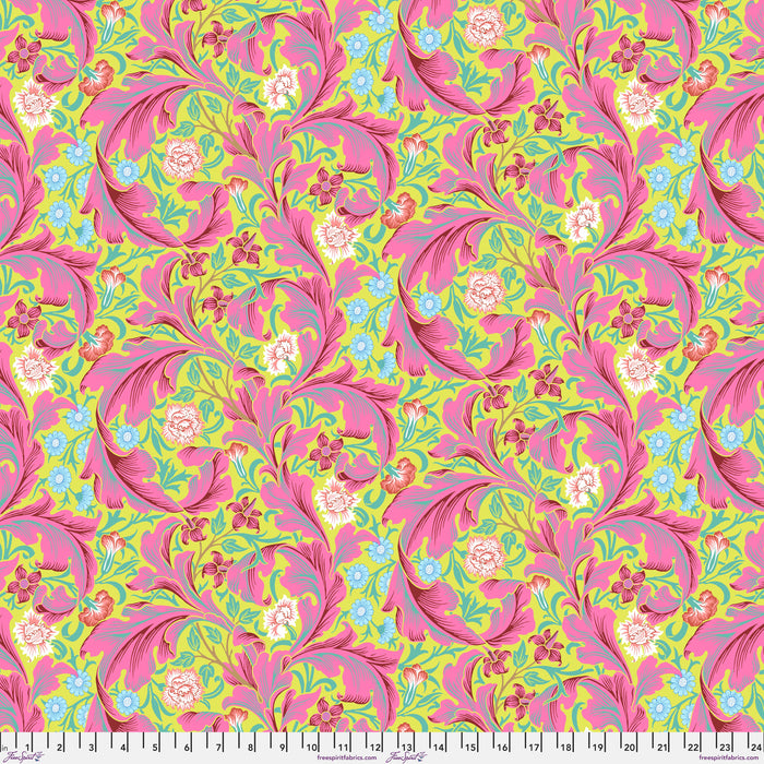 Kaffe & Morris & Co Leicester FUCHSIA PWKW011 Priced per 25cm