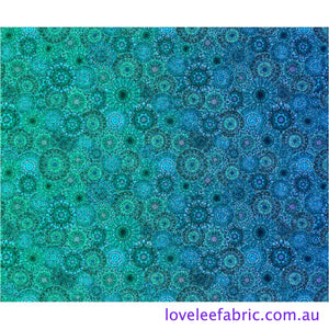 Jewelscape KALEIDOSCOPE MEDALLION AQUA BLUE 28979 QB.Priced per 25cm.