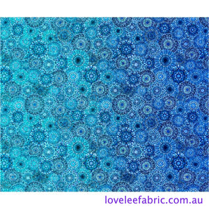 Jewelscape KALEIDOSCOPE MEDALLION BLUE AQUA 28979 YQ.Priced per 25cm.