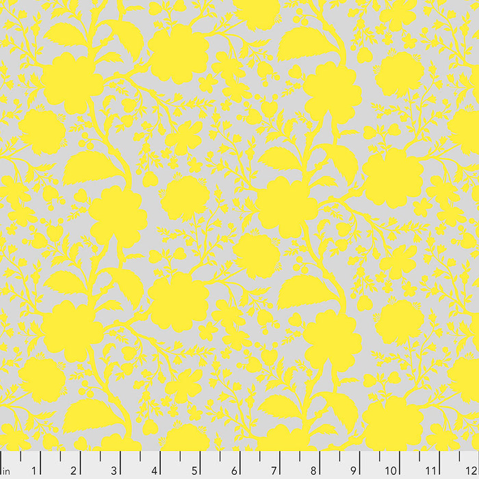 True Colors Wildflower Daisy PWTP149 by Tula Pink.Priced per 25cm